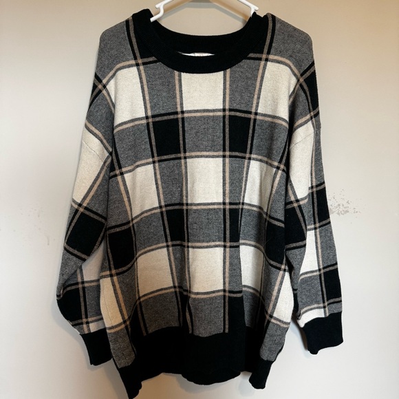 Christian‎ Sirano New York Plaid Black Cream Crewneck Sweater Size 1 X - Picture 1 of 6